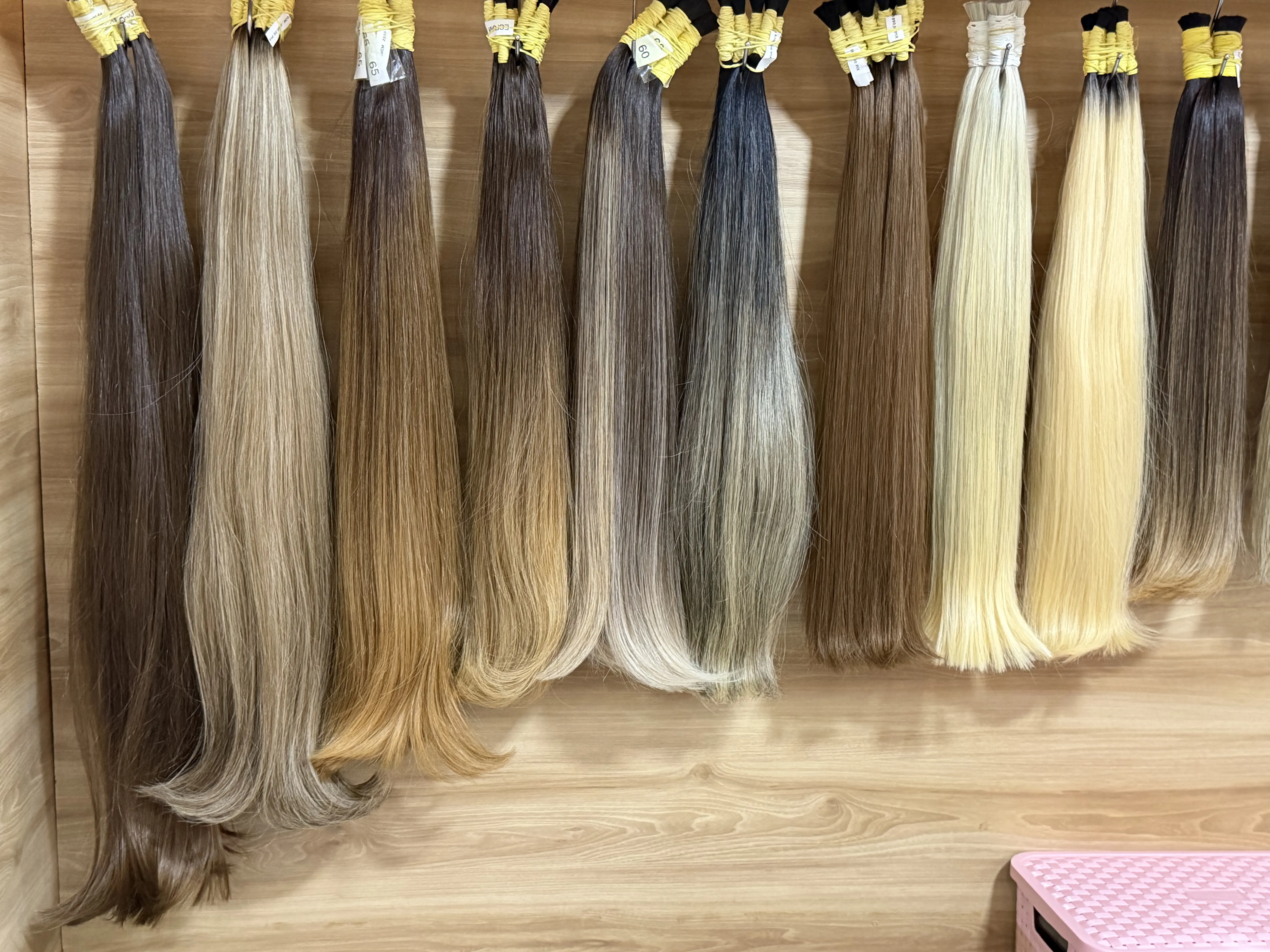 Três texturas de cabelo humano